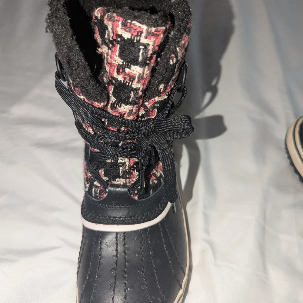 Sorel NL1634-673 Tivoli Tweed Plaid Insulated Waterproof Snow‎ Boots Women's 8
